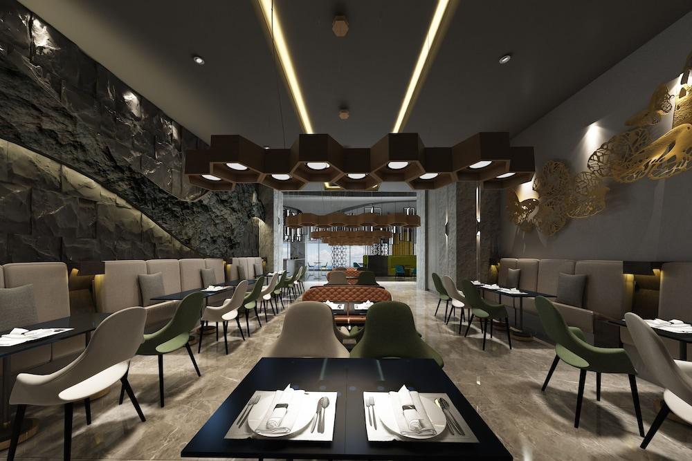 Fraser Place Puteri Harbour Nusajaya  Bagian luar foto 3D rendering of a restaurant