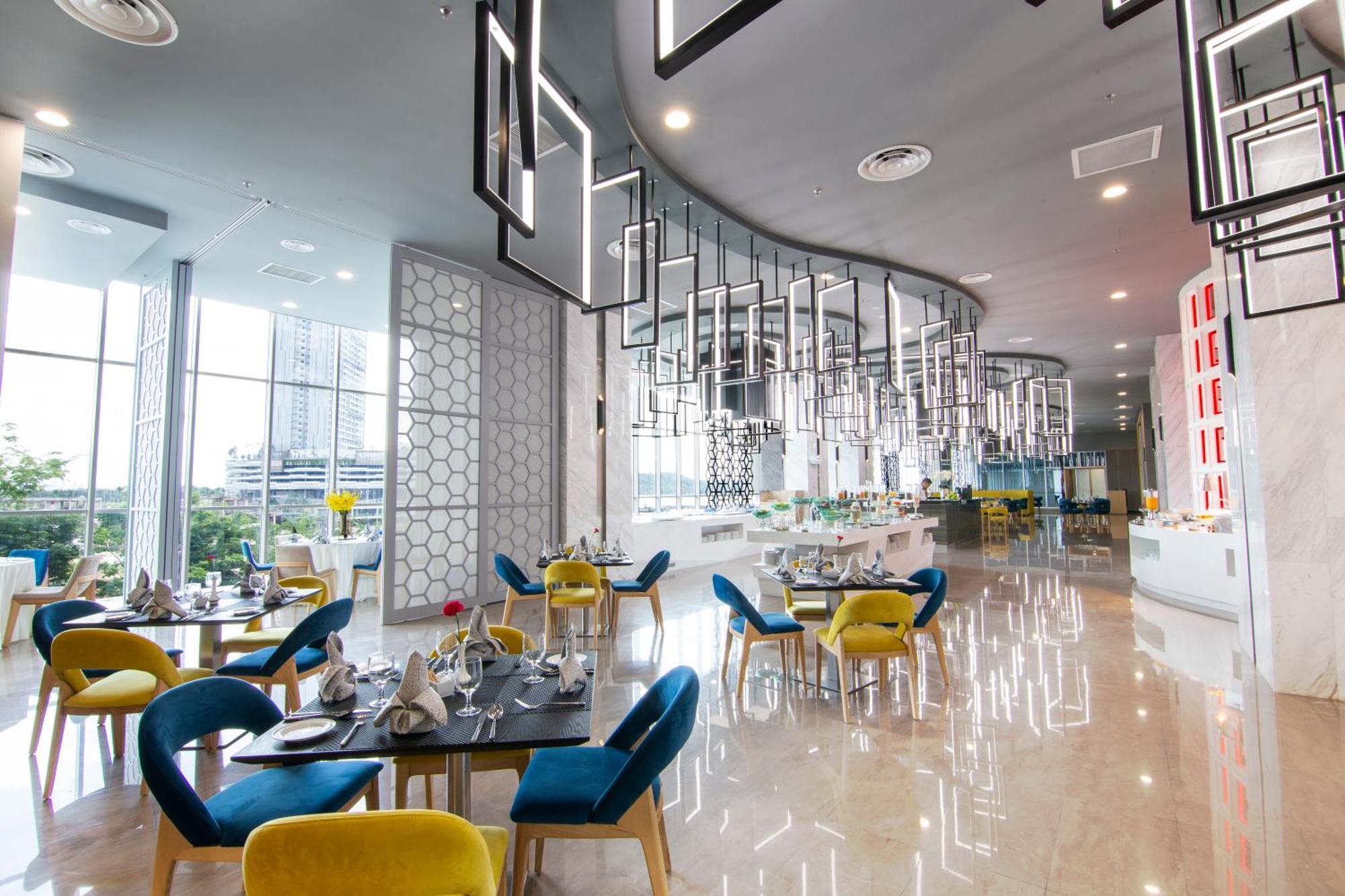 Fraser Place Puteri Harbour Nusajaya  Bagian luar foto The restaurant